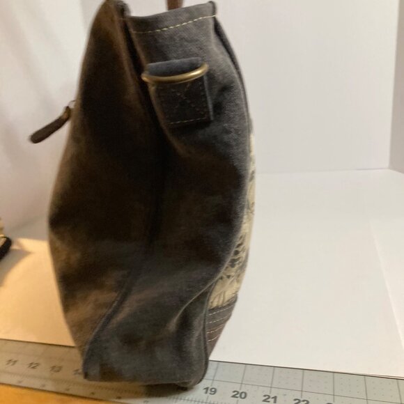 Myra Bag The Mystique Messenger Bag Tan Brown Canvas Leather 16 x 12 x 3" appx - Picture 5 of 10